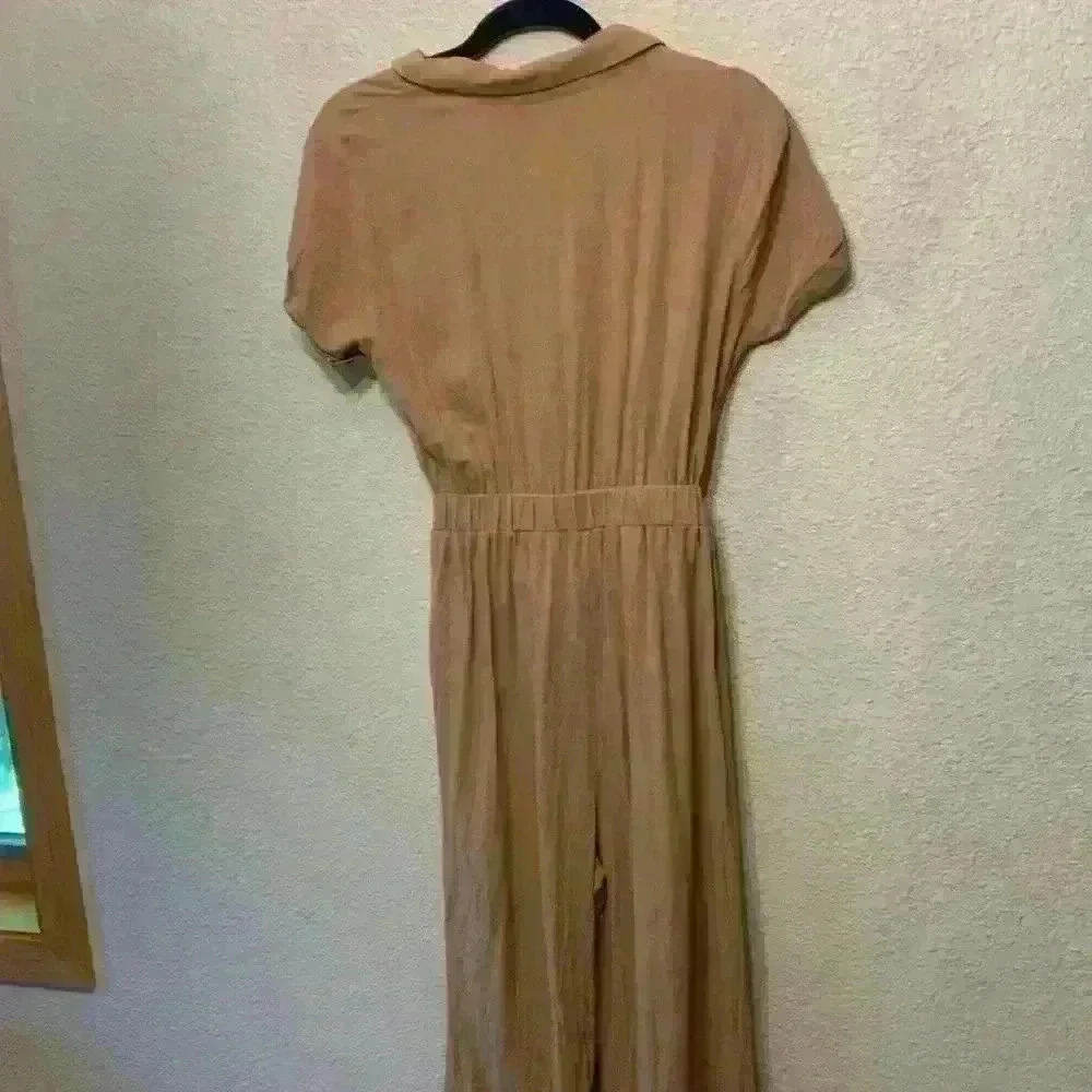 Tan Hyfve linen blend jumpsuit sz M basic closet staple linen vacation beach - Picture 6 of 9